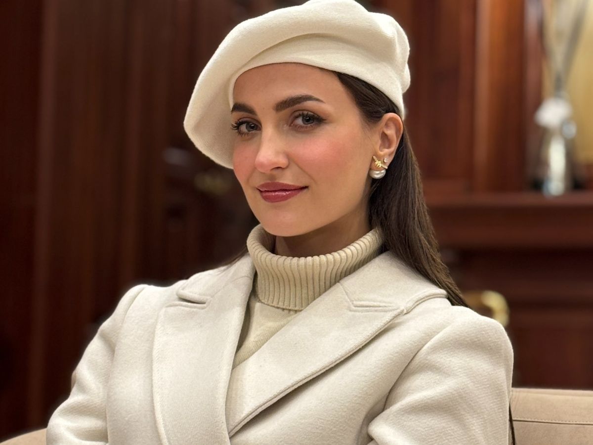 Who is Elli AvrRam? Everything About Her Age, Career, Family & Net Worth