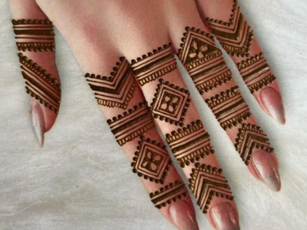 Stunning Mehndi Designs to Rock This Diwali - Gallery Image