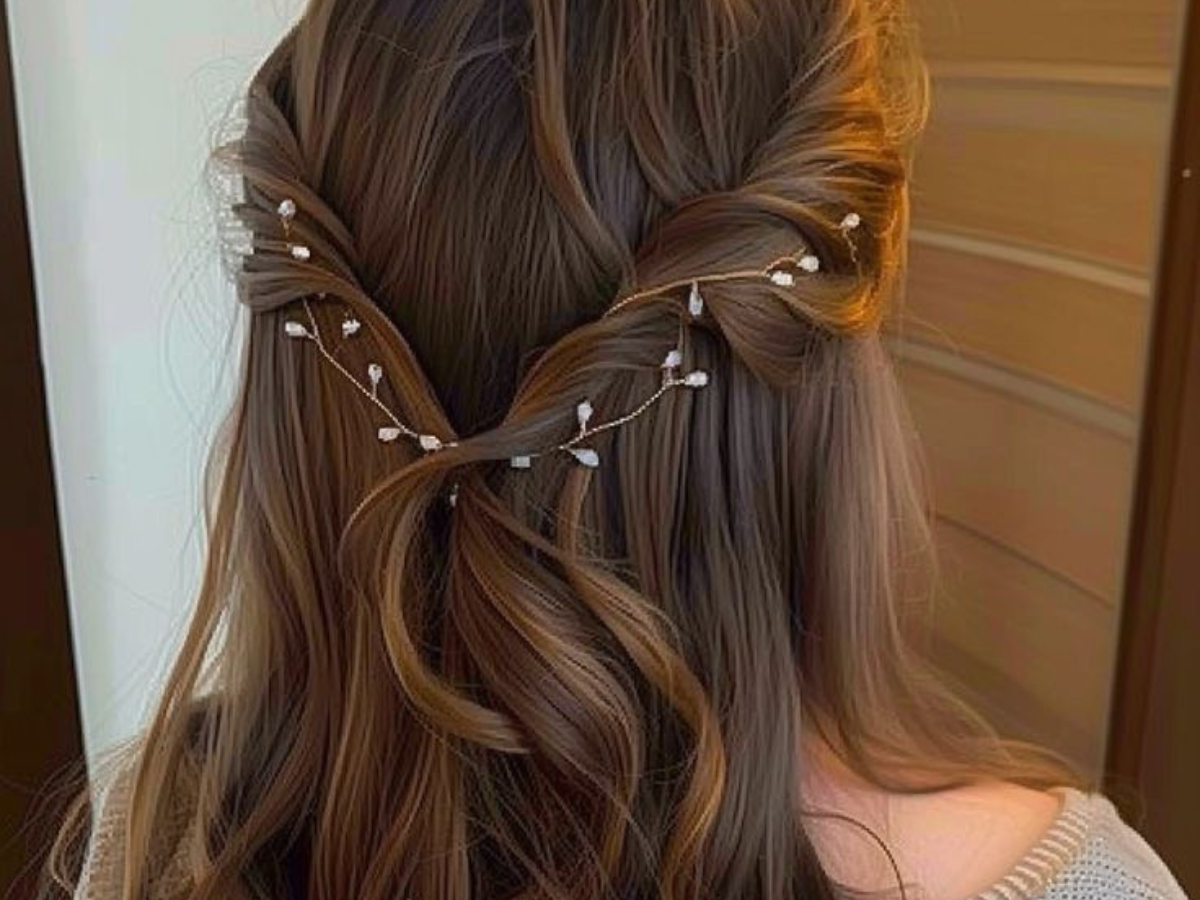 Loose Waves - Photo Gallery