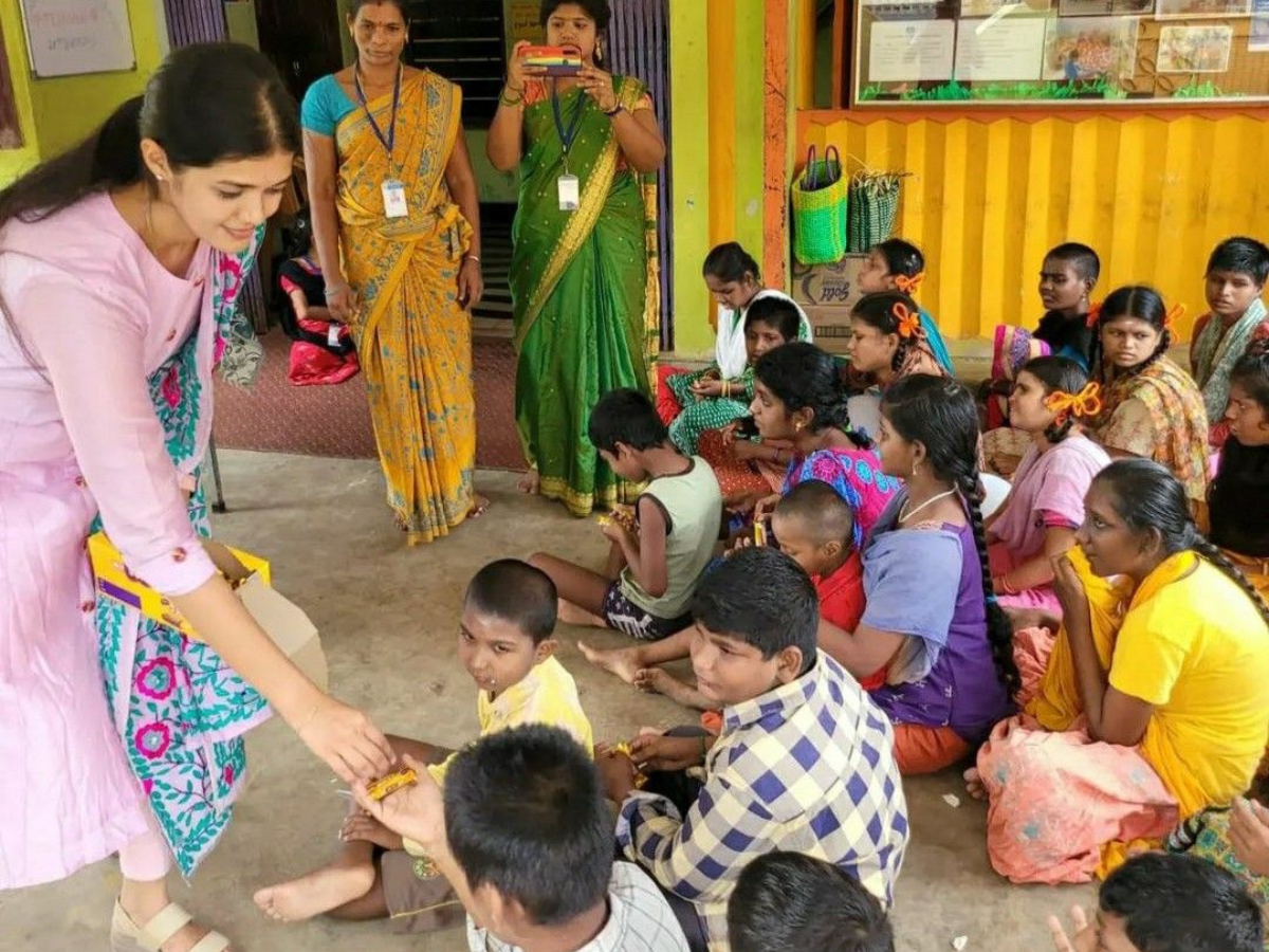 Donate & Share Joy - Photo Gallery