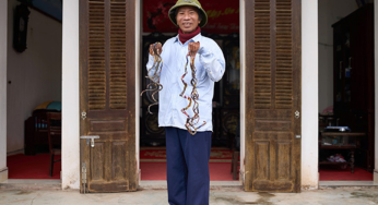 Longest Fingernails: Vietnamese Artist Sets Guinness World Record with 19-Foot-Long Nails