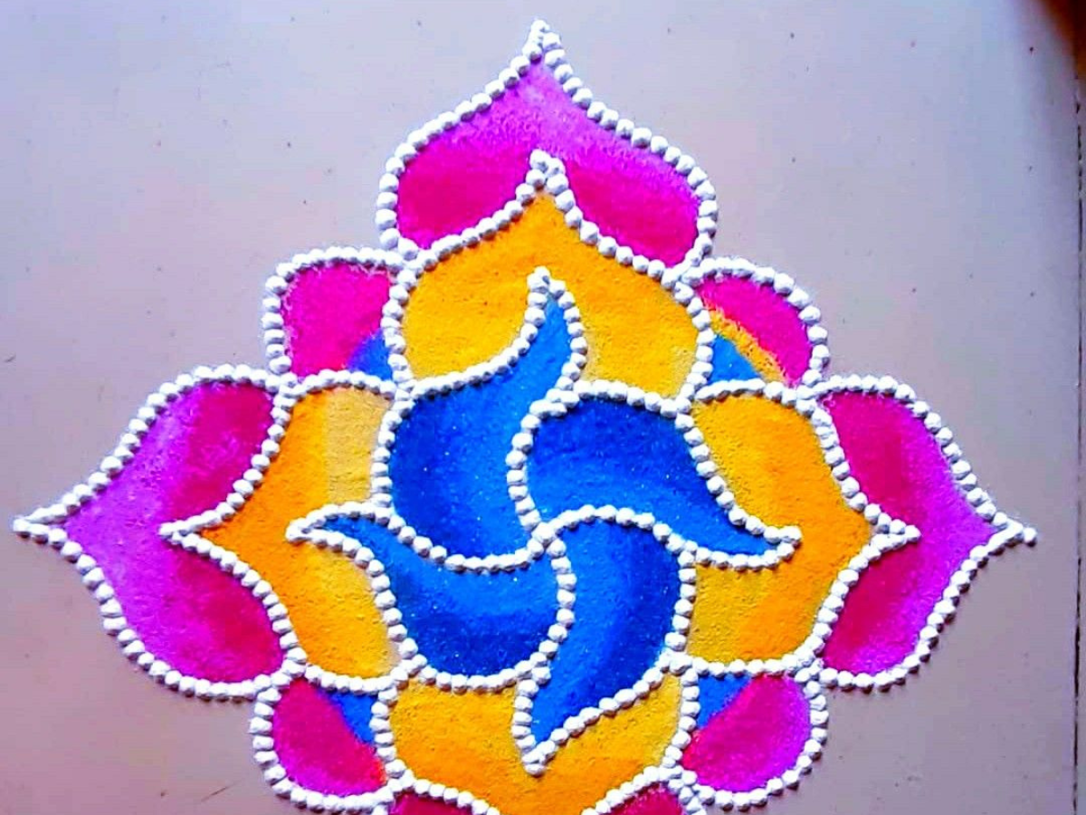 Colored Powder Swirls - Photo Gallery