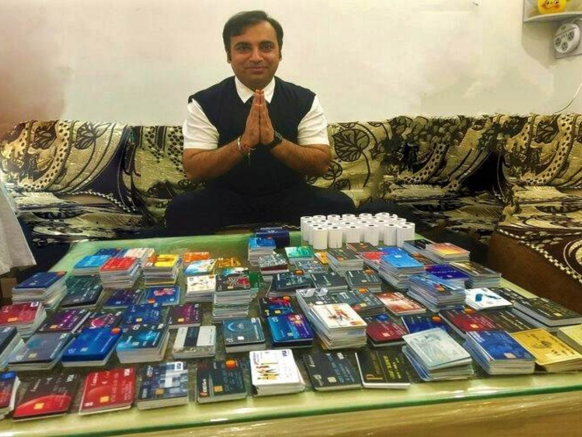 Meet Manish Dhameja Guinness World Record Holder With 1,638 Valid Credit Cards | Full Profile, Net Worth & More
