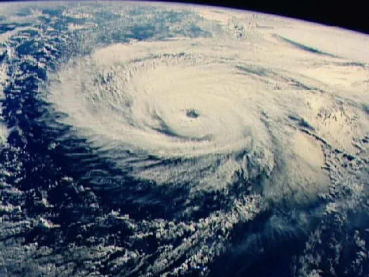 Cyclone Alert Issued: Odisha, Andhra Coasts to Witness Heavy Rainfall This Weekend