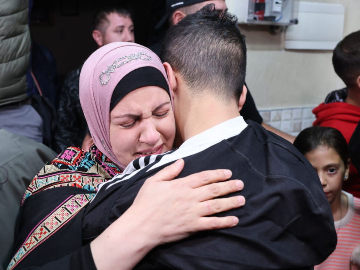 What to Know About the Israel-Hamas Prisoner Swap Deal Starting Monday | Key Details