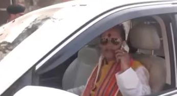 Bihar Dy CM Vijay Sinha’s Convoy Attacked in Lakhisarai During Polling; Stones & Slippers Thrown | Watch