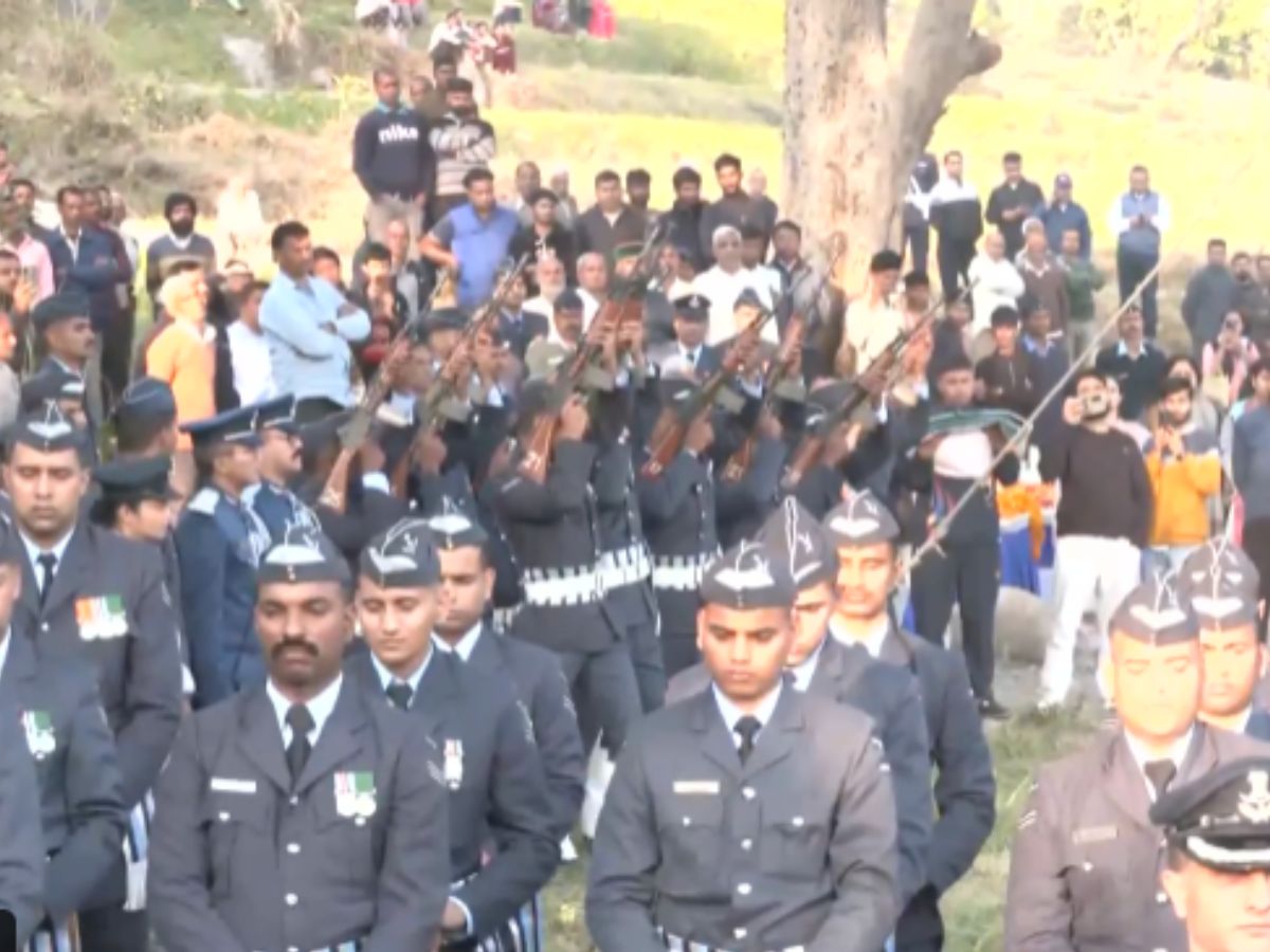 Tejas crash: Pilot Namansh Syal Laid to Rest in Himachal; IAF Pays Gun Salute