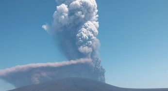 Ethiopia Volcano Ash Reaches India; Photo Shows Stark Contrast Between Ash Plume & Smog