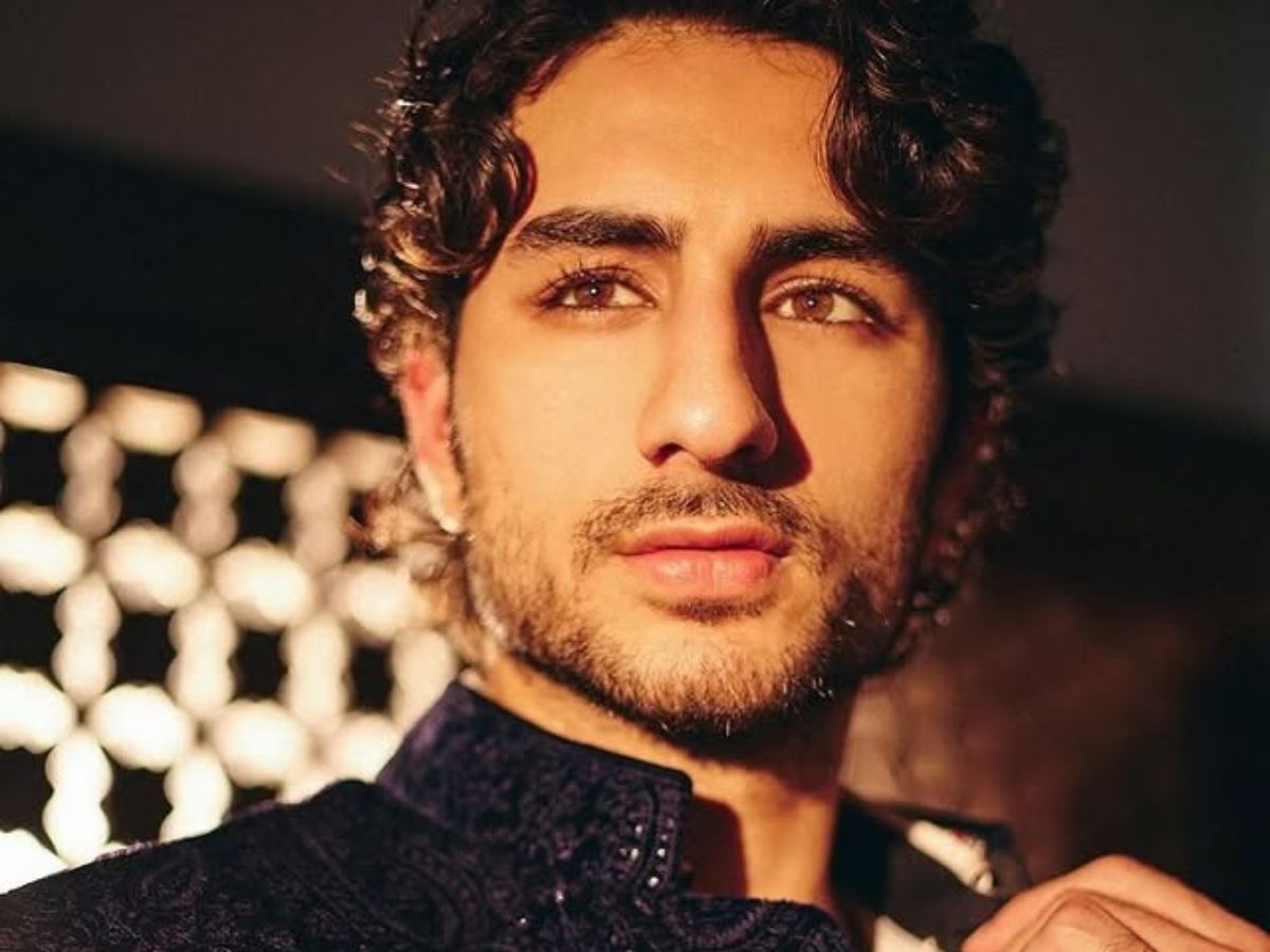 Who is Ibrahim Ali Khan? Age, Height, New Movie, Net Worth in Rupees, Grandparents & More