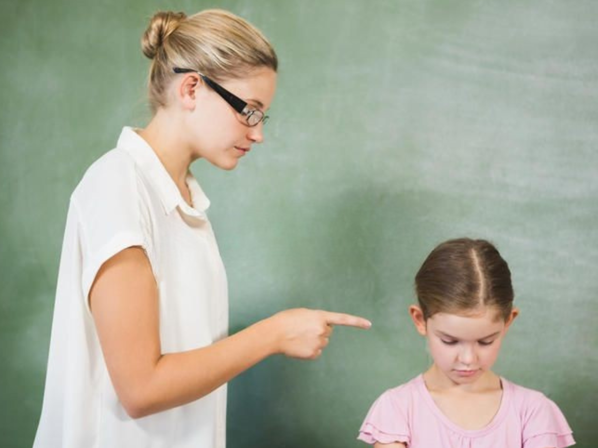 Maharashtra Shock: Class 6 Girl Dies After Alleged 100 Sit-Up Punishment at School