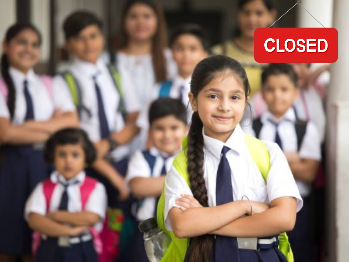 School Closed on 17 November (Today): Delhi (NCR), UP, Bihar & Tamil Nadu | Check Detail State Wise