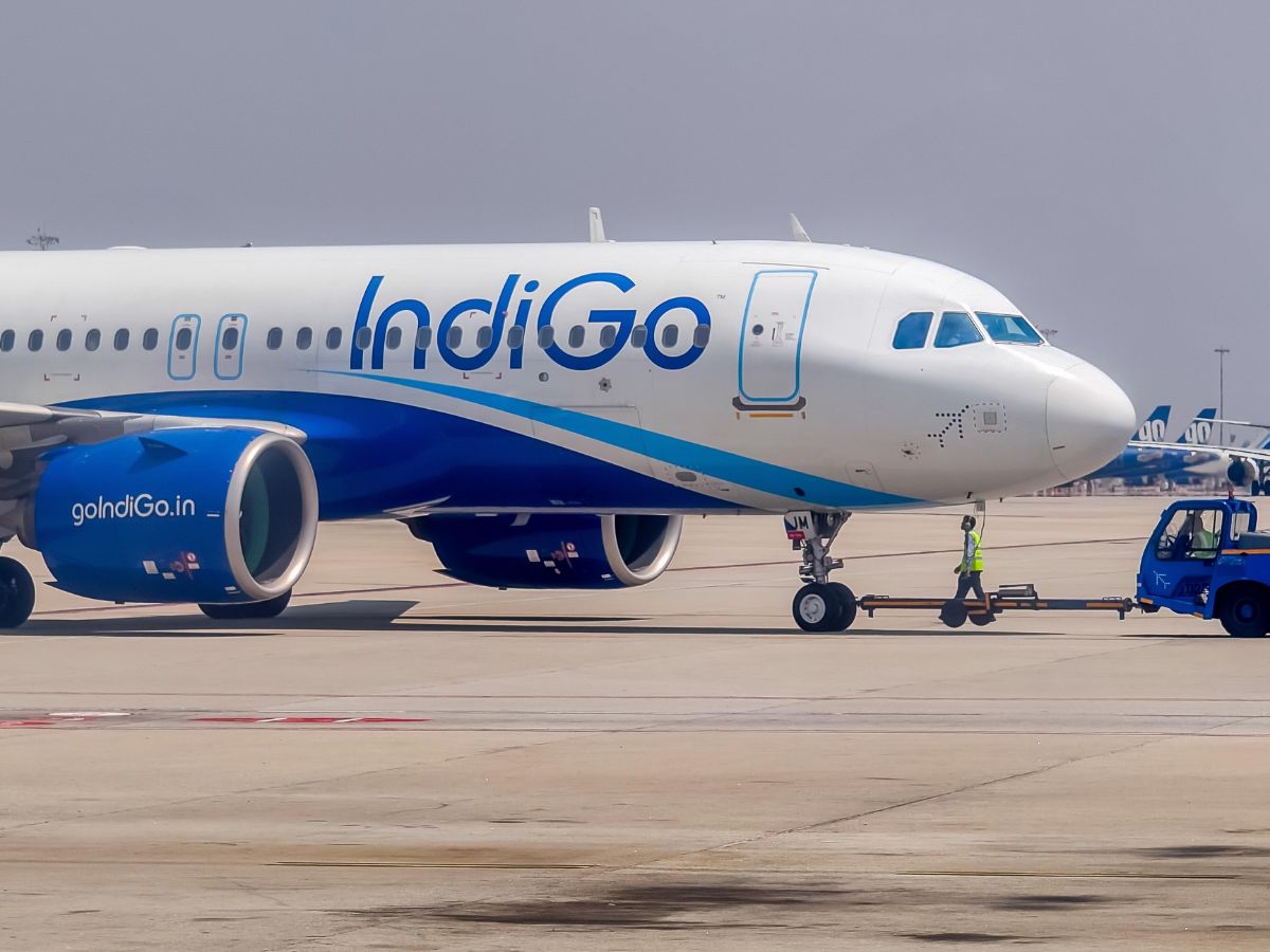 IndiGo Cancels Dozens of Flights: New DGCA Rules, Crew Shortage & Tech Outages Create Massive Travel Chaos