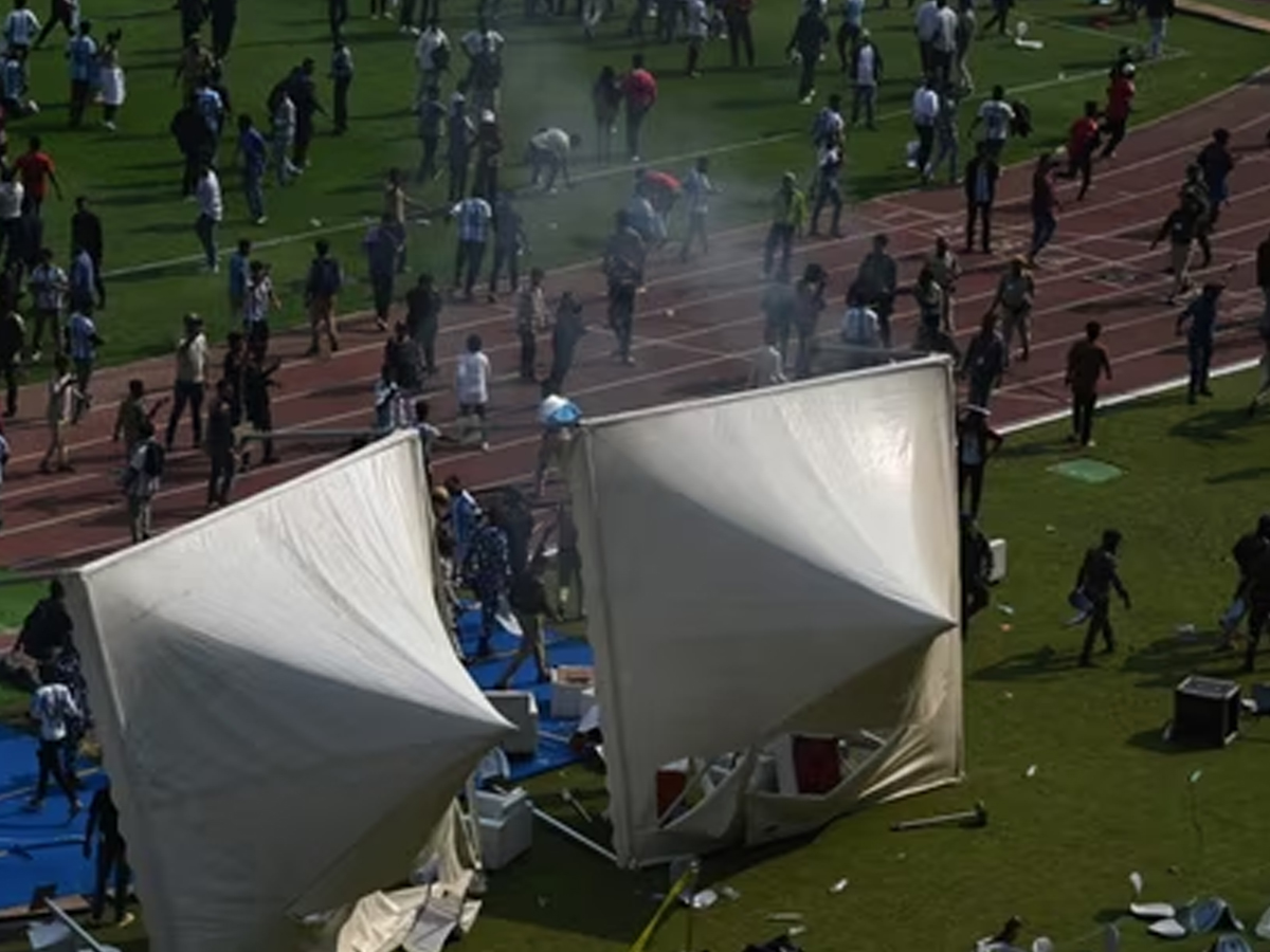 ‘We Paid Rs 12,000 But…’: Messi’s Kolkata Event Turns Ugly as Fan Anger Erupts at Salt Lake Stadium | Watch