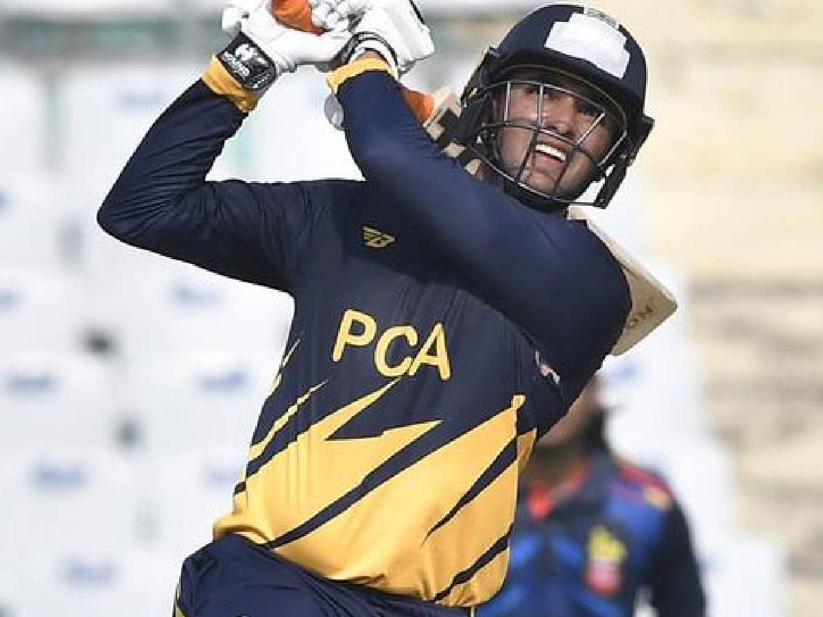 Abhishek Sharma Faces ‘Gaddi Todho’ Chaos After SMAT 2025-26 Match | Watch