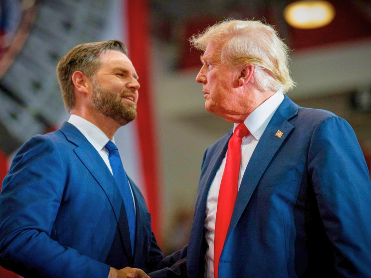 US President Trump Calls VP JD Vance ‘Incompetent’ During Cabinet Meeting, Sparks Internal White House Rift