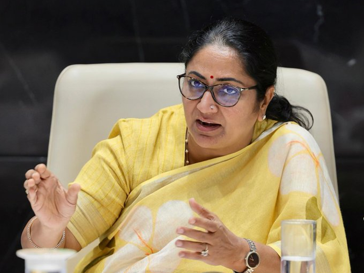 CM Rekha inaugurates 18 Namo Oxygen Parks