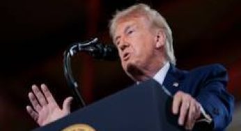 Trump moves Cabinet meeting to White House due to bad weather, postpones Camp David trip