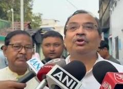 The Mamata-Nephew collapse: 58 rebel MLAs corner Abhishek Banerjee to seize TMC assembly control; loyalist Kunal Ghosh rejects Ritabrata camp's claims
