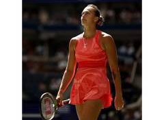 Shnaider stuns world number one Sabalenka to reach French Open semifinals
