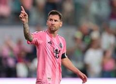 "He is fuelled by his hunger for glory and wants to be crowned a world champion again": Rodriguez hails Messi's unmatched hunger ahead of FIFA WC