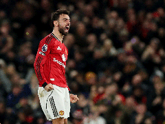 Omar Berrada stops short of guaranteeing Bruno Fernandes stay as Manchester United seek summer stability
