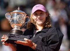 Mirra Andreeva wins first Grand Slam at French Open