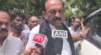 Vaiko pays tribute to Bharathiraja, calls him "unforgettable legend"