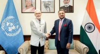 Dr Yvan Hutin, WHO Country Representative to India, presents credentials to MEA Secretary (West)