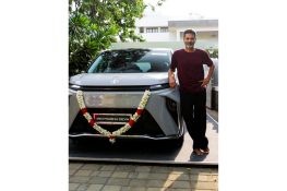 Prabhu Deva Welcomes the MG M9 – Presidential Limousine by MG SELECT