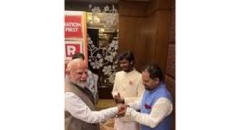 "Binod se kuch baatein": PM Modi's warm exchange with 'Panchayat' actor Ashok Pathak wins hearts