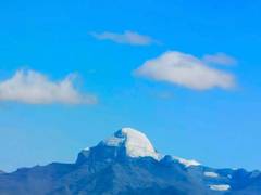 MEA advises Kailash Manasarovar Yatra pilgrims not to commence journey from India without required travel documents