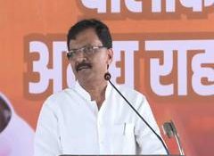 "Your MP was sold for 50 crores": Sanjay Raut slams rebel Sanjay Deshmukh, challenges him to re-contest