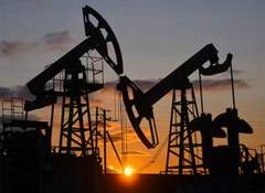 Pakistan hikes petroleum levy on petrol, diesel; keeps retail prices unchanged