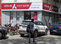 Private banks see leadership reshuffle, HDFC names Rajiv Kumar Chairman-designate, ropes in Axis CFO as next finance chief, Bandhan CFO quits