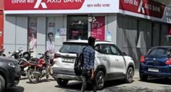 Private banks see leadership reshuffle, HDFC names Rajiv Kumar Chairman-designate, ropes in Axis CFO as next finance chief, Bandhan CFO quits