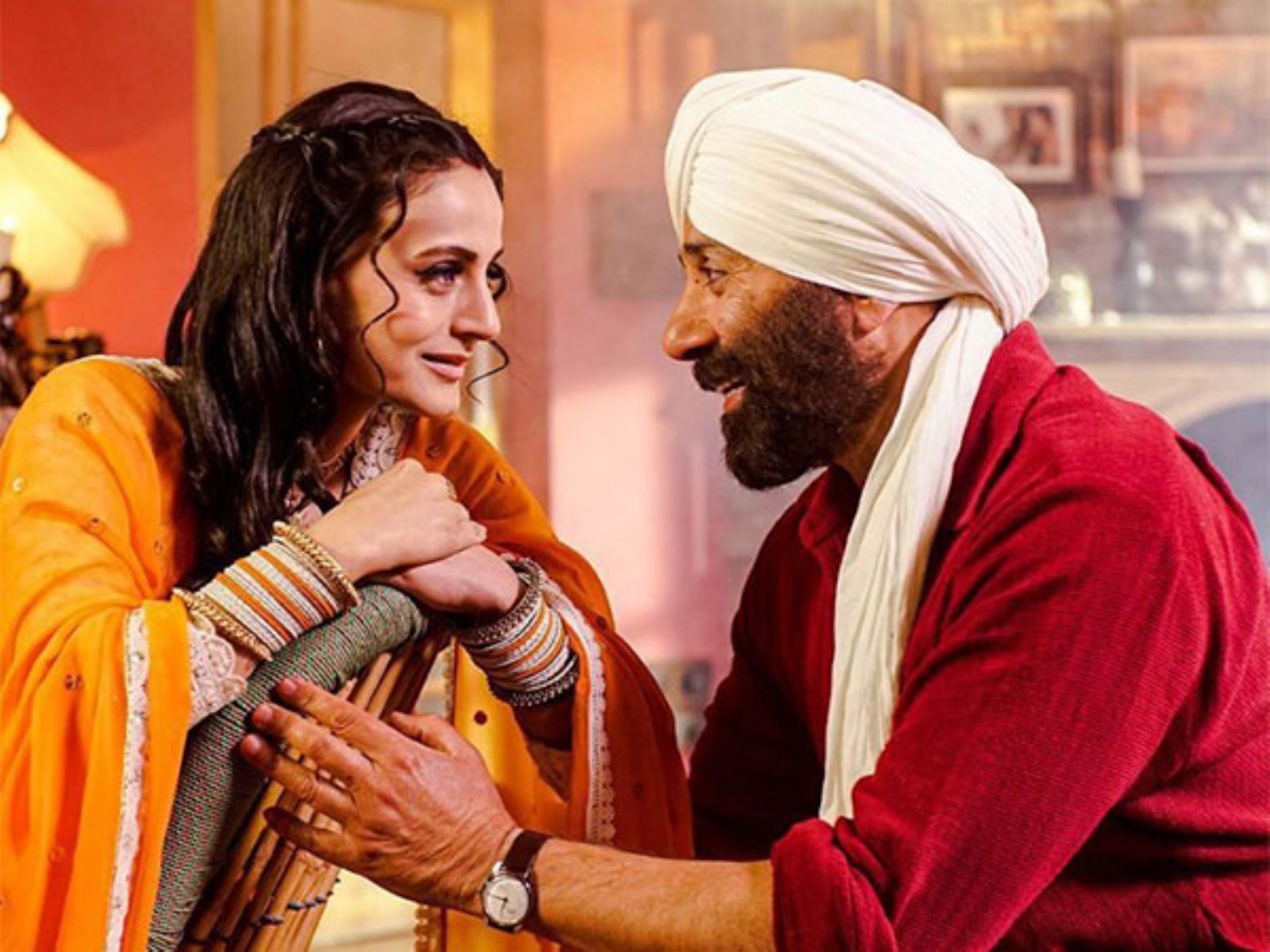 Actors Sunny Deol and Ameesha Patel (Photos/instagram/ameeshapatel9, Zee Music Company)