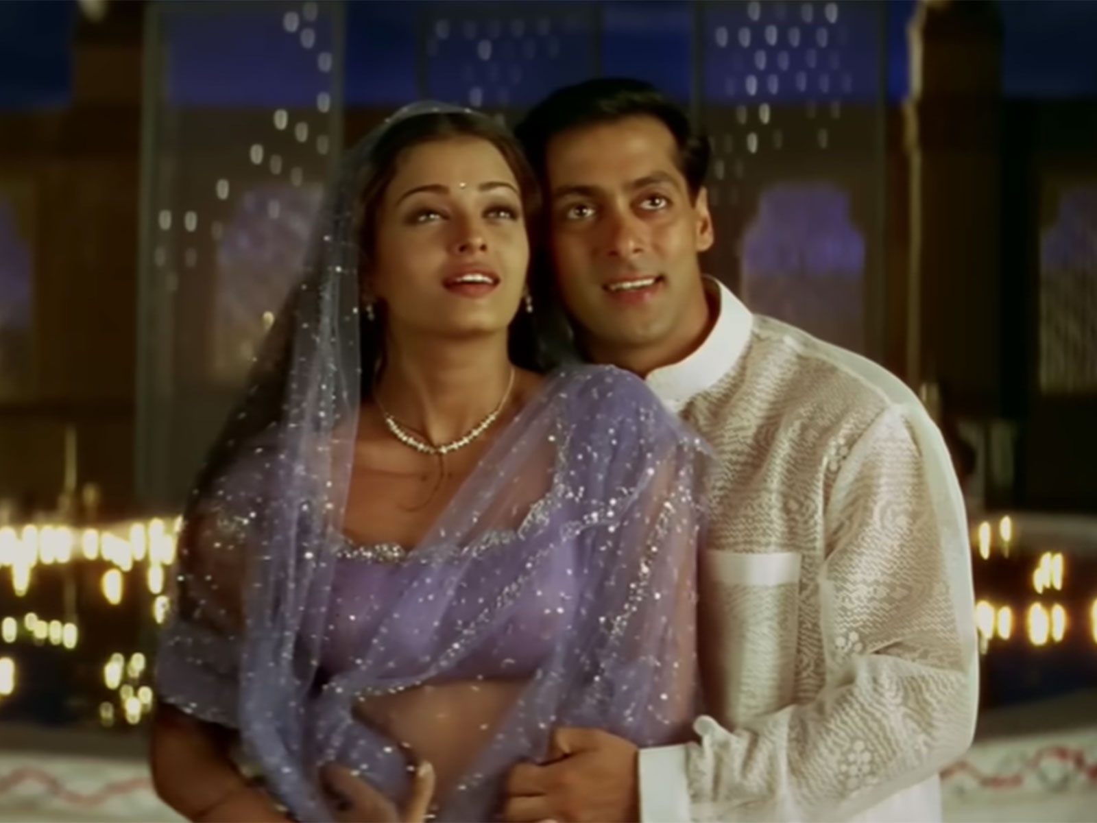 A still from 'Hum Dil De Chuke Sanam' (Photo/YouTube/@T-Series Bollywood Classics) A still from 'Hum Dil De Chuke Sanam' (Photo/YouTube/@T-Series Bollywood Classics)