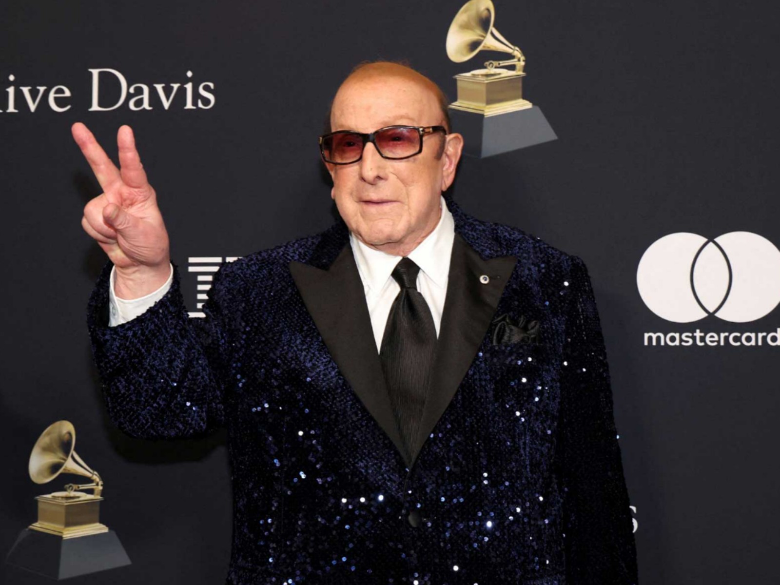 Clive Davis (Photo/Reuters) Clive Davis (Photo/Reuters)