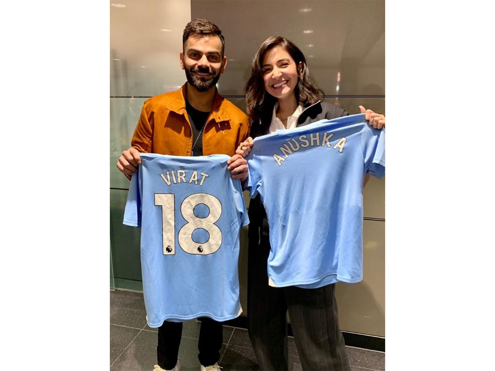 Virat Kohli and Anushka Sharma (Image source: Manchester City)