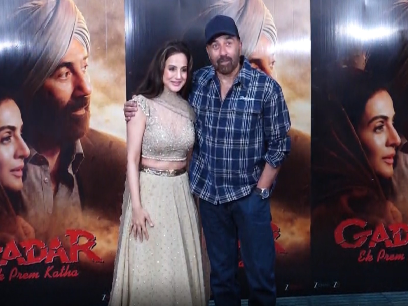 Ameesha Patel, Sunny Deol (Photo/ANI)