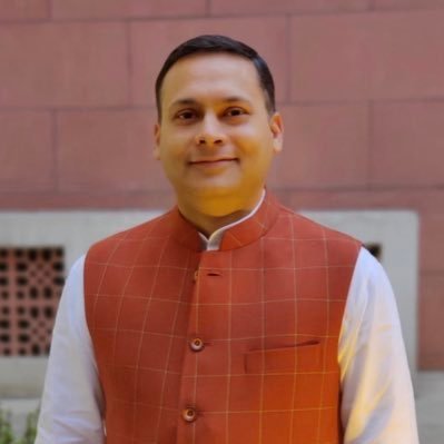Amit Malviya refutes Rahul Gandhi’s ‘economic tsunami’ claims, accuses him of ‘fear mongering’