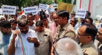 Farmers stage protest in Pilibhit over factory sugarcane dues