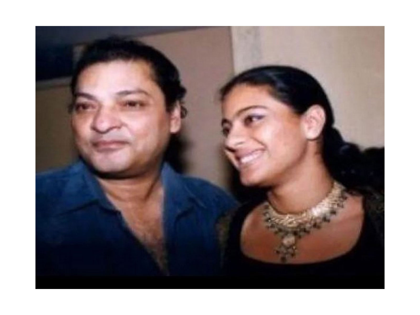 Kajol with her late father Shomu Mukherjee (Image source: Kajol's Instagram)