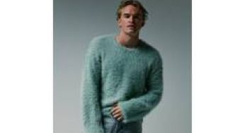 Cody Simpson says he "can't walk or talk" after knee injury, damaged vocal cord