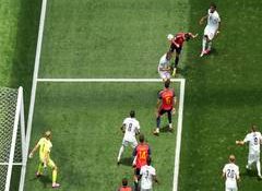 Austria President Van der Bellen salutes national team after FIFA World Cup exit