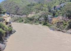 Alaknanda and Mandakini rivers spate in Chamoli and Rudraprayag; Administration issues alert