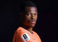 Real Madrid signs Dutch full-back Dumfries on four-year deal