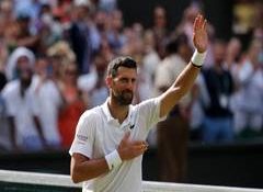 Wimbledon: Novak Djokovic breaks Roger Federer's singles wins record, advances to QFs