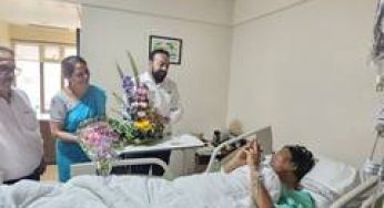 Bengal: Minister Indranil Khan visits actor Rajesh Sharma in Kolkata amid health scare