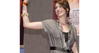 "We are moving in the right direction": Anne Hathaway teases "breakthrough" in 'Princess Diaries 3' script